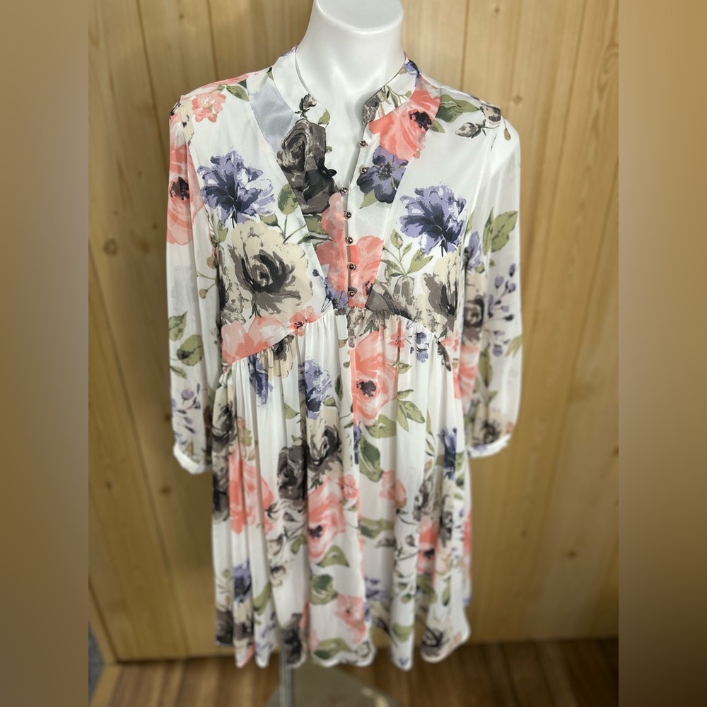 NWT Ces Femme Floral Dress